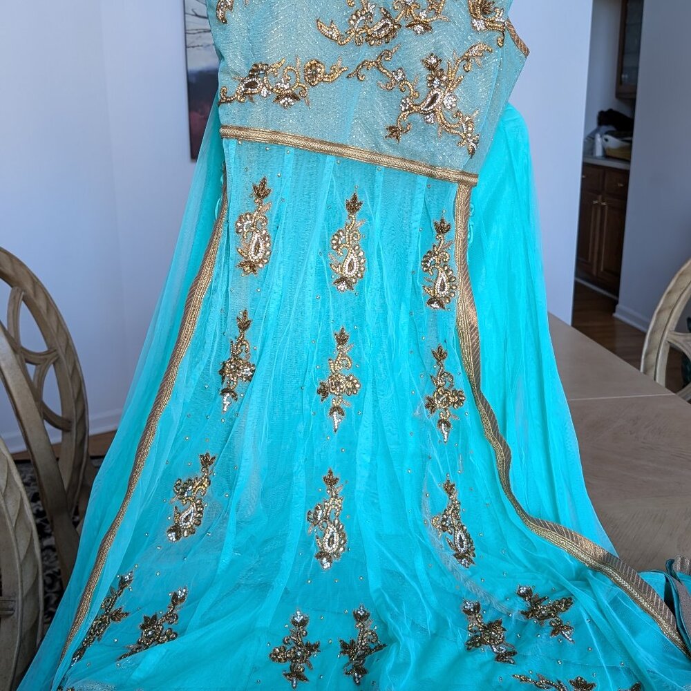Kurta Top, scarf and bottom 4 piece set